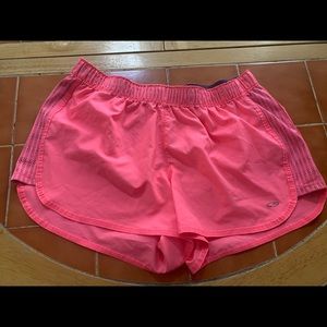 Short Champion size L